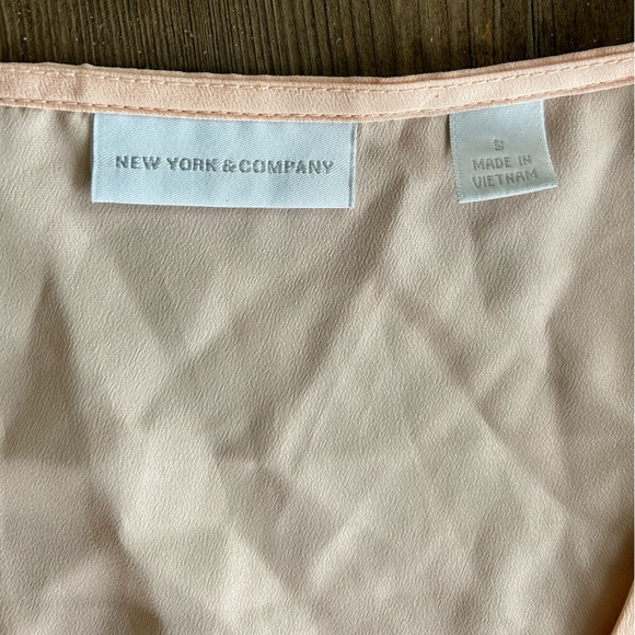 New York & Company ombré blouse - Picture 2 of 2